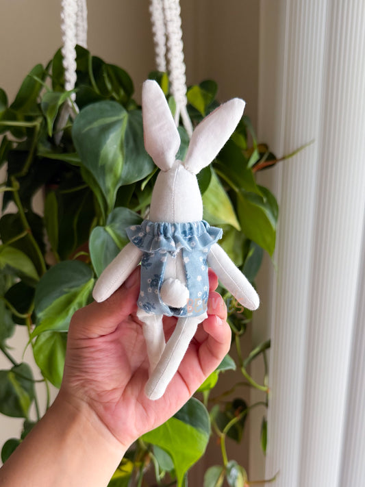 Iris - Bunny Pocket Pal