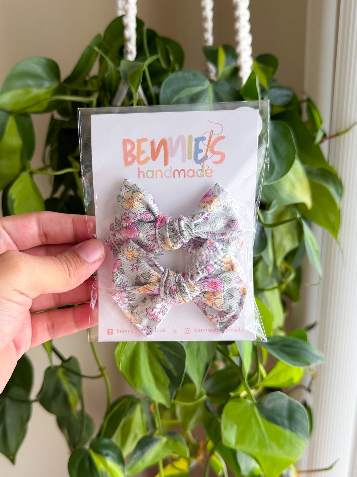 Spring Floral - 3" bows on clips