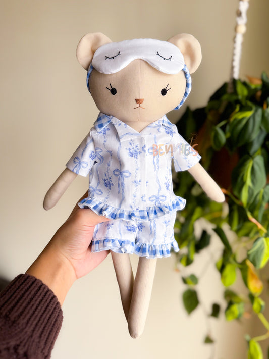 Ingrid - 15" Animal Doll
