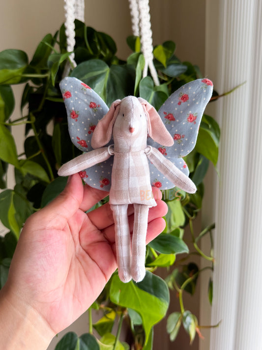 Midge - Bunny Pocket Pal