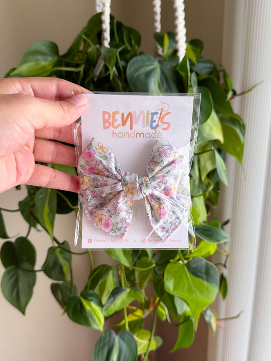 Spring Floral - 4" bow on clip