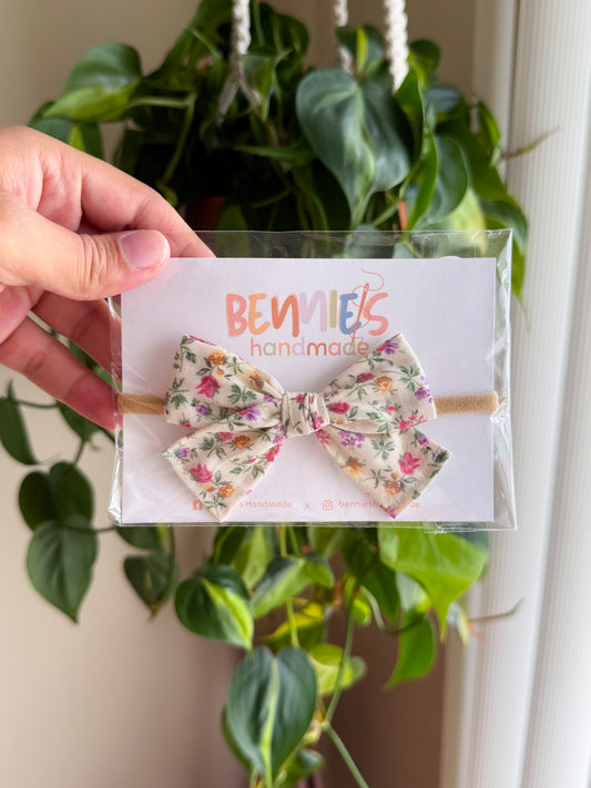 Antique Floral - 3" bow on nylon